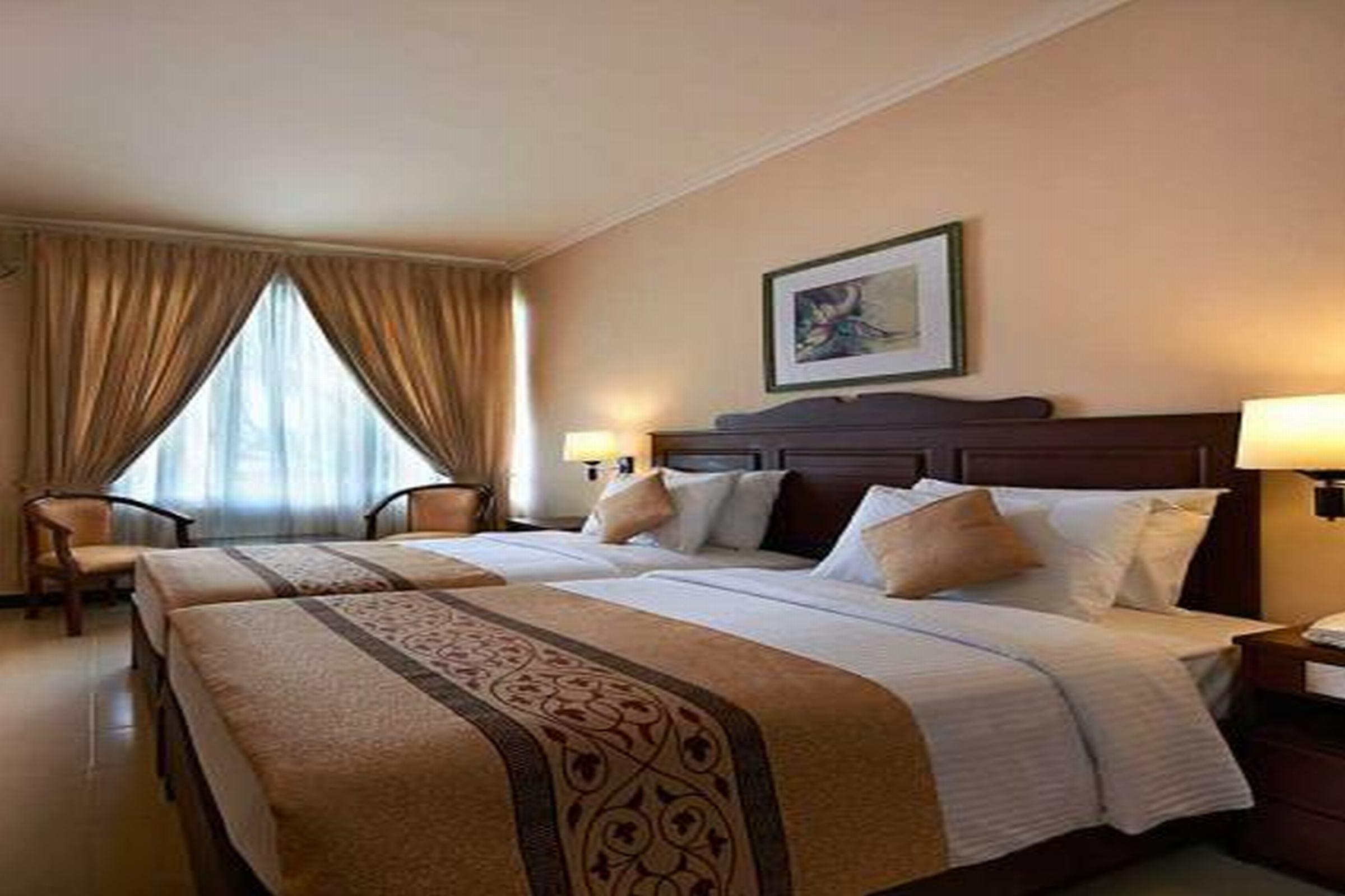 Berjaya Hotel Colombo Dehiwala-Mount Lavinia Bagian luar foto