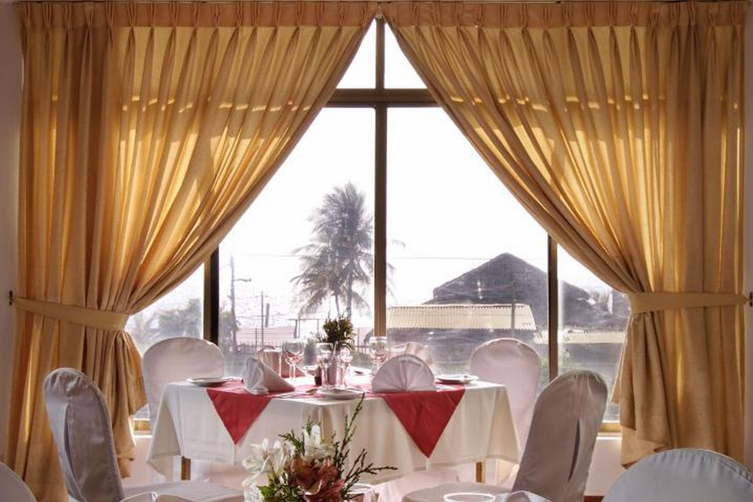 Berjaya Hotel Colombo Dehiwala-Mount Lavinia Bagian luar foto