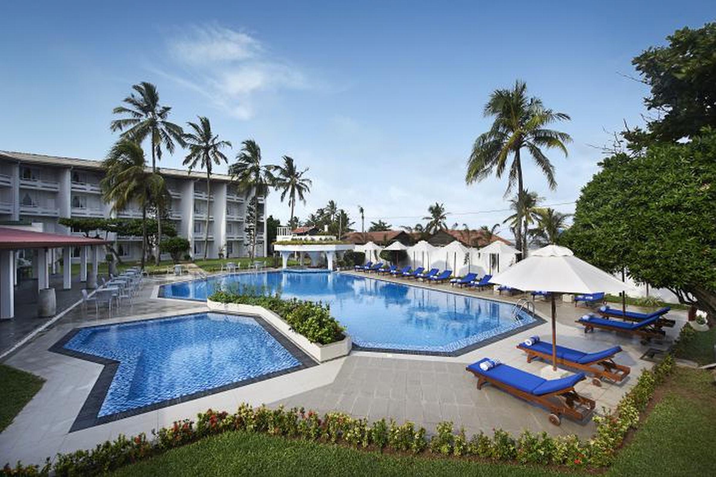 Berjaya Hotel Colombo Dehiwala-Mount Lavinia Bagian luar foto