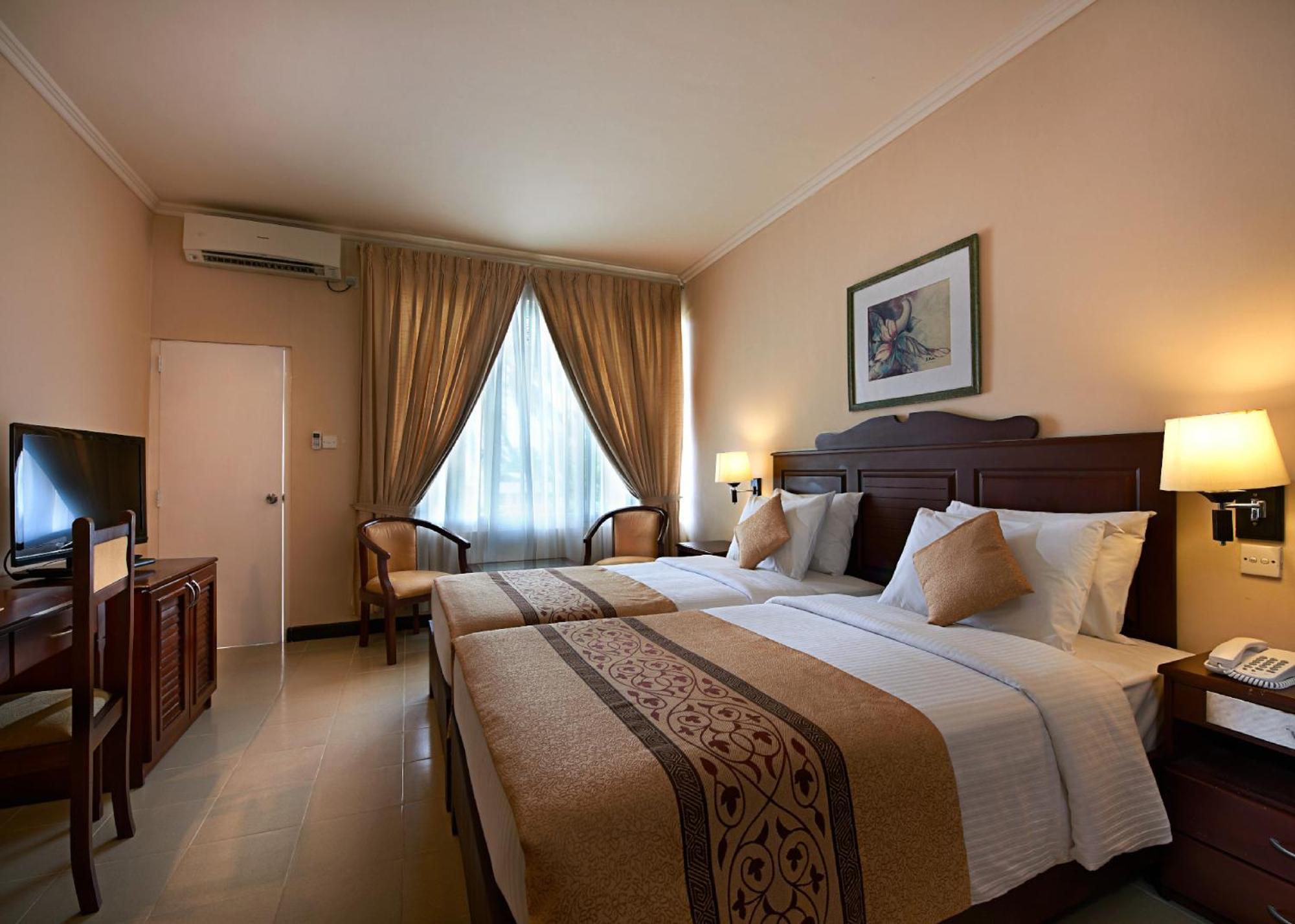 Berjaya Hotel Colombo Dehiwala-Mount Lavinia Bagian luar foto