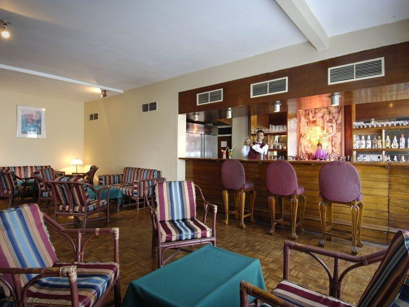 Berjaya Hotel Colombo Dehiwala-Mount Lavinia Restoran foto