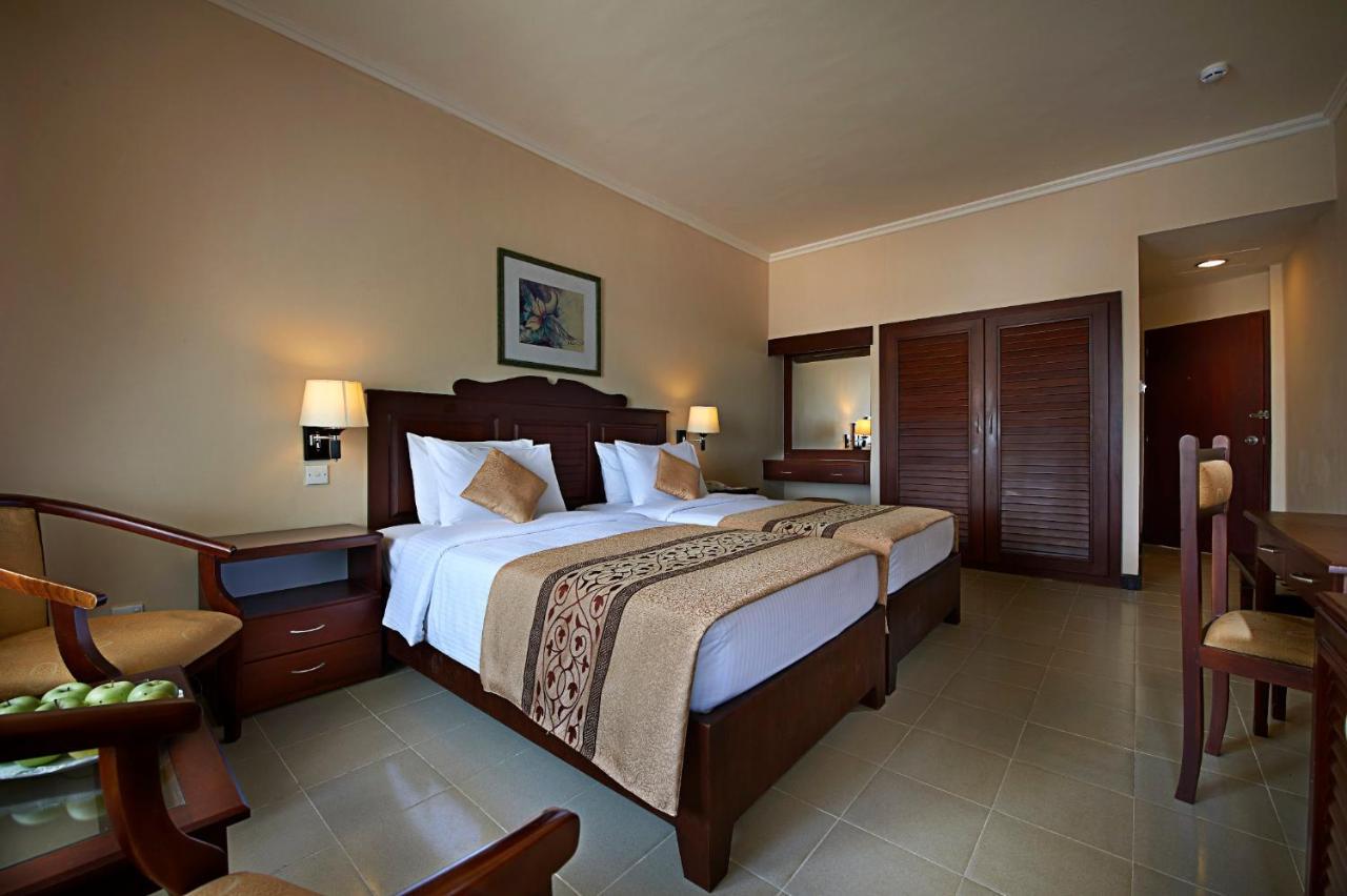Berjaya Hotel Colombo Dehiwala-Mount Lavinia Bagian luar foto